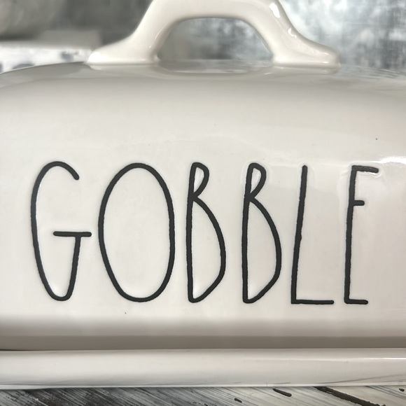 Rae Dunn GOBBLE butter dish - Picture 2 of 3